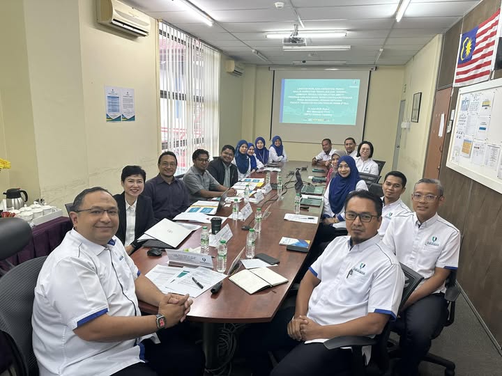 Lawatan Penilaian Akreditasi Penuh oleh Lembaga Teknologis Malaysia (MBOT) bagi Program Sarjana Muda Teknologi Kejuruteraan Awam (Bangunan), Fakulti Teknologi Kejuruteraan Awam, UMPSA telah berlangsung pada hari ini 16 Julai 2025  bertempat di UMPSA Kampu